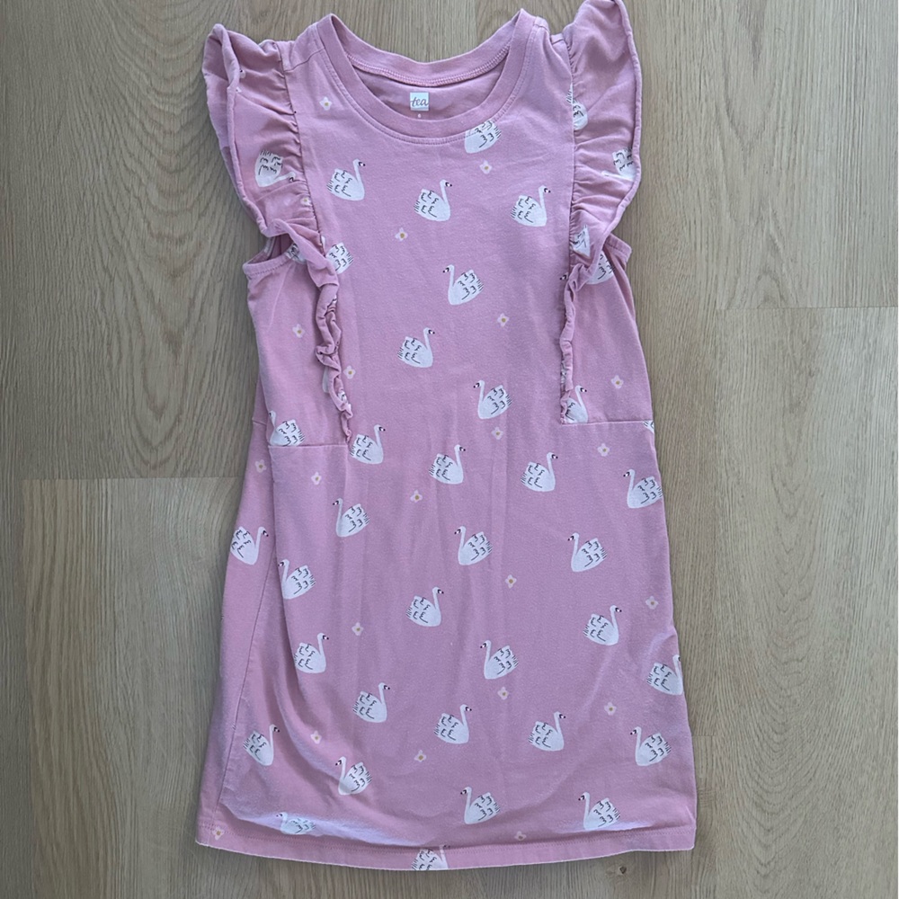 Swan dress by Tea